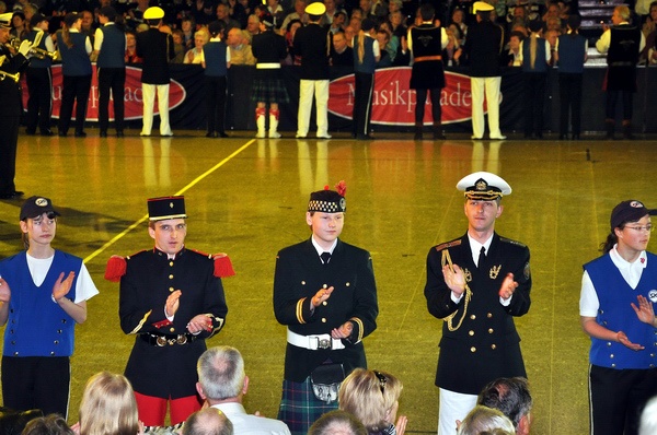 Musikparade   006.jpg
